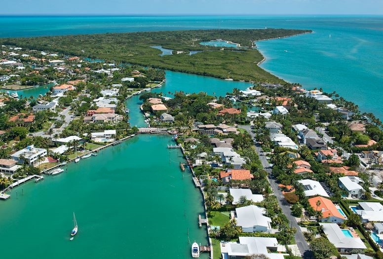 Key Biscayne Waterfront Homes in Miami